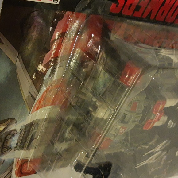 Transformers Generations Deluxe Class Titans Return DABURU & TWINFERNO SEALED - Picture 10 of 15